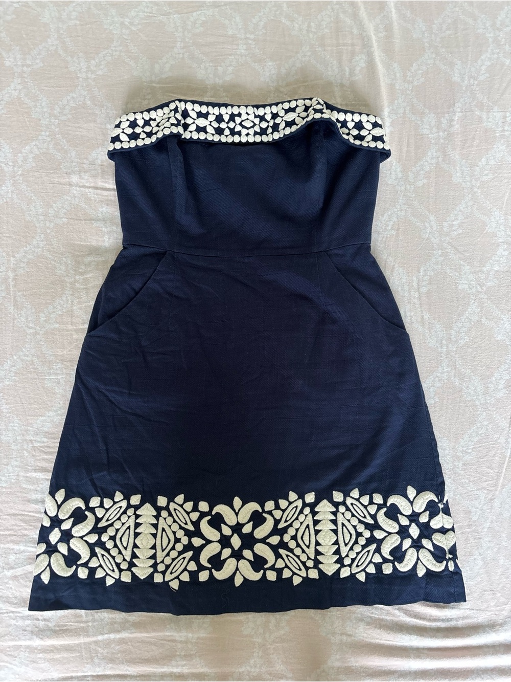 Vineyard Vines Navy Strapless Dress with White Embroidery